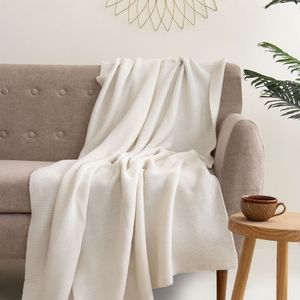 Cozy Hand-Knitted Throw Blanket for Ultimate Comfort and Warmth